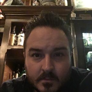 Meet your Posher, Lee